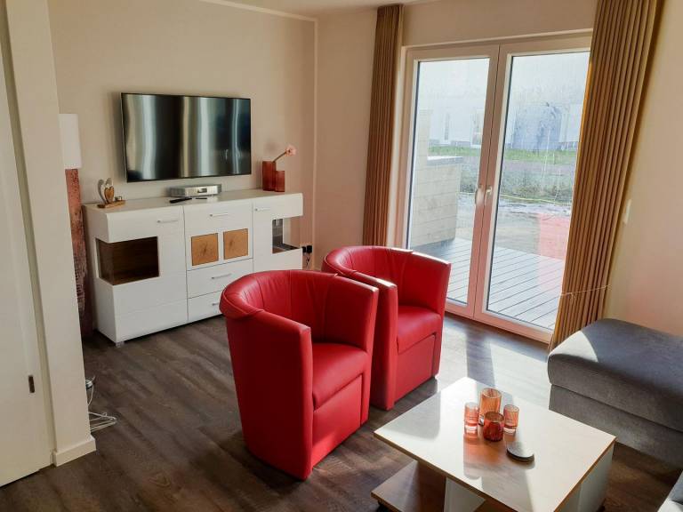 Modernes Ferienhaus, Sauna, Süd-Terrasse, Loggia mit Meerblick, Haustiere — photo 3