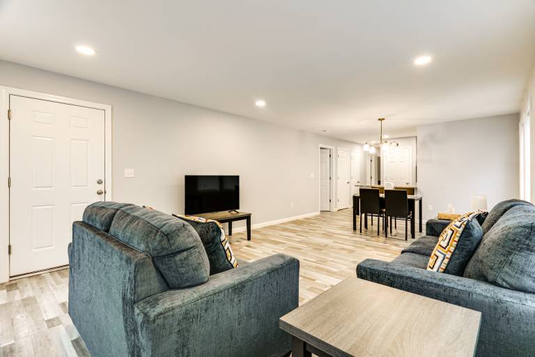 13 Mi to Gillette Stadium: Pet-Friendly Apt! — photo 4