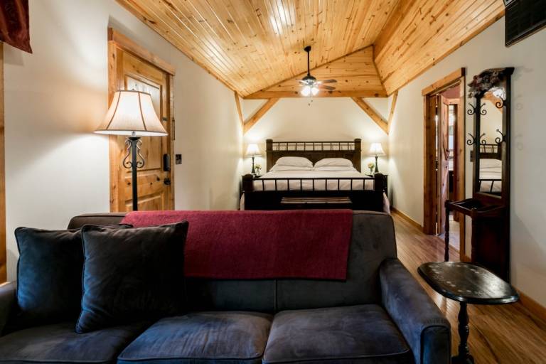 Cabin with 1 room for 4 persons in Fredericksburg, TX