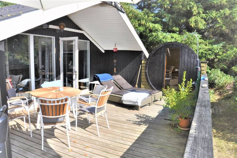 House with patio & sauna — photo 2