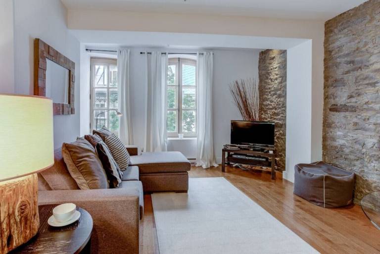 Apartment Old Port