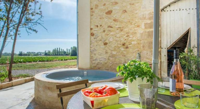 House with garden, BBQ & pool — photo 3