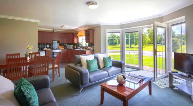 Rental apartment with 2 rooms for 6 persons in Killarney