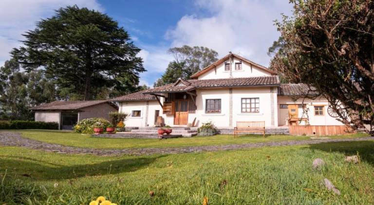 Hosteria Papagayo Cotopaxi in Aloasí