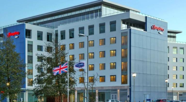Hampton by Hilton London Luton Airport — photo 2