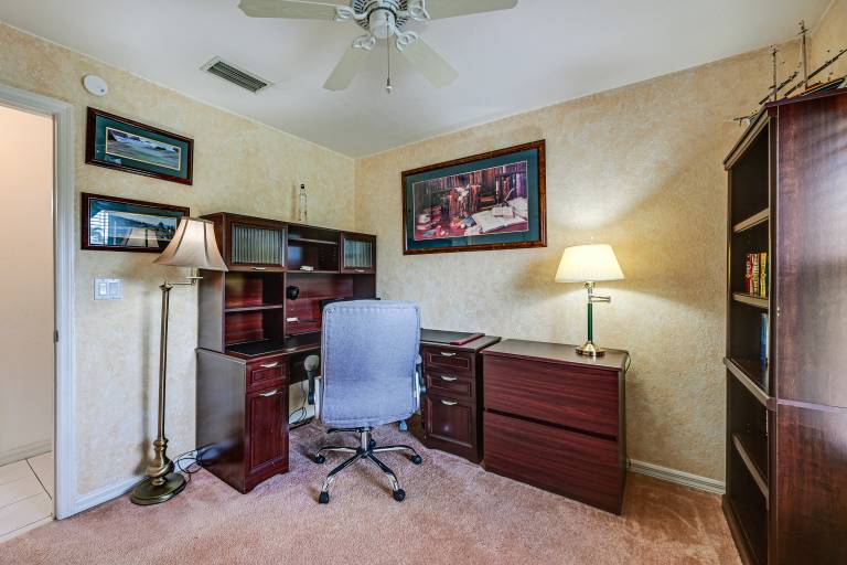 Waterfront Cape Coral Home: Views & Birdwatching — photo 5