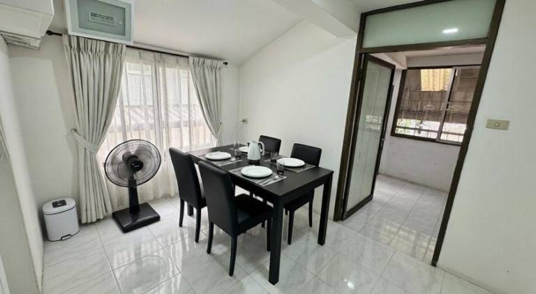 Rental apartment with pool — photo 5