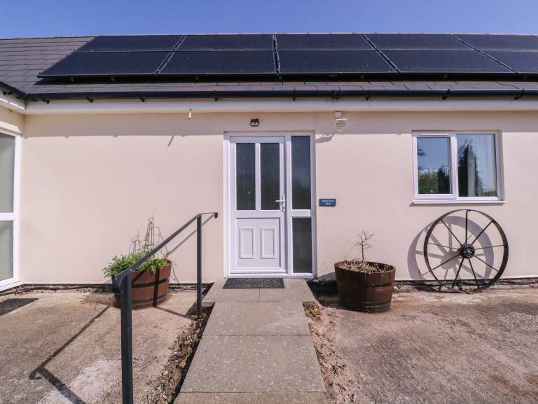 Charming cottage with garden | Dogs allowed — photo 3