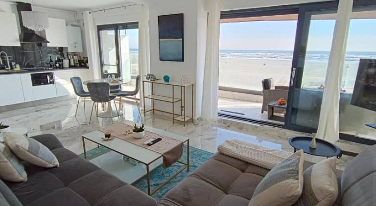 3 Rooms Sunrise Marble Apart - Panoramic Seaview - Casa del Mar — photo 2