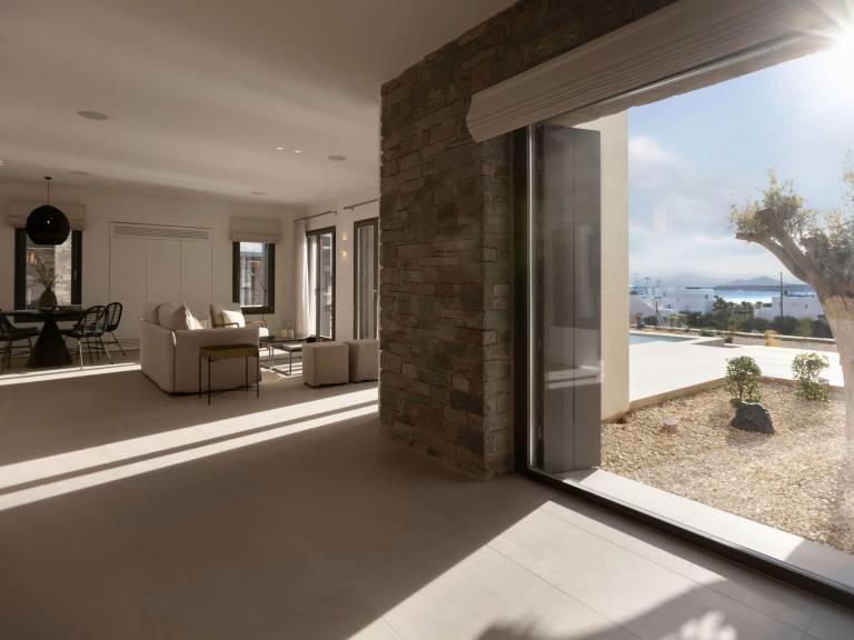 House with private pool & grill — photo 5
