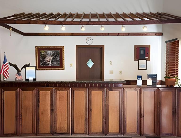Days Inn by Wyndham Alamosa — photo 3