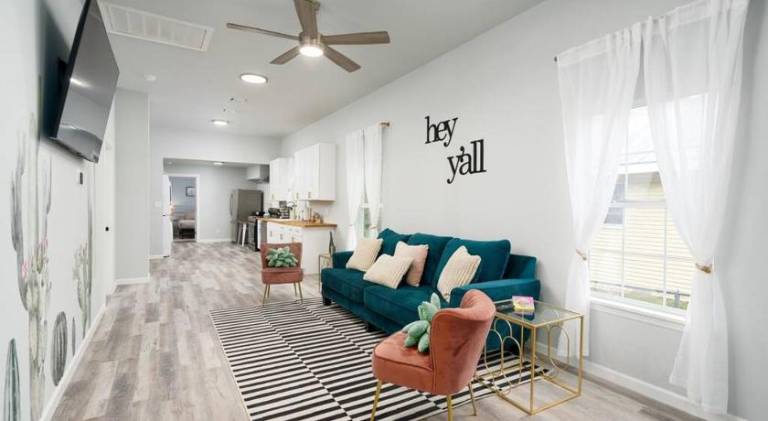 Vacation home with 4 rooms for 9 persons in San Antonio, TX