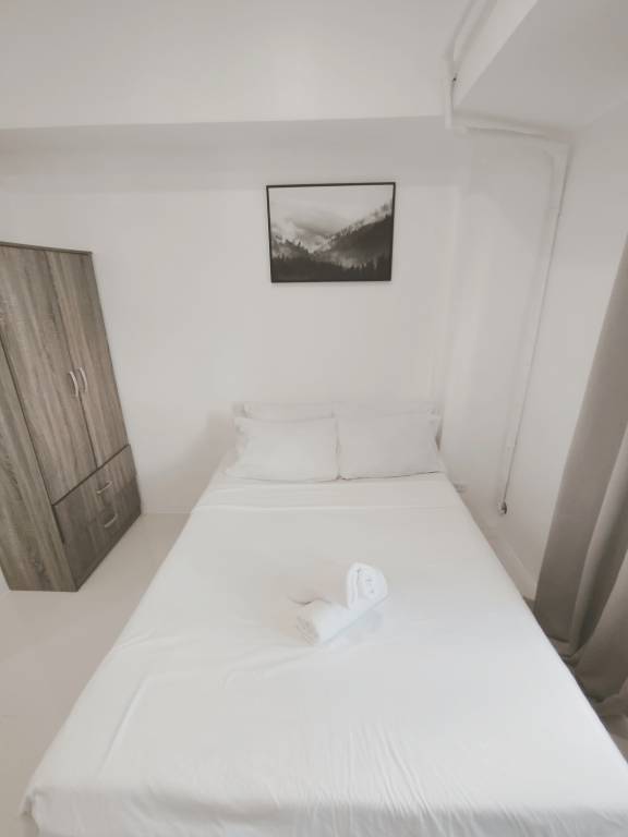 Family-oriented lovely private room with pool | Nature view | Pets are welcome in Iloilo