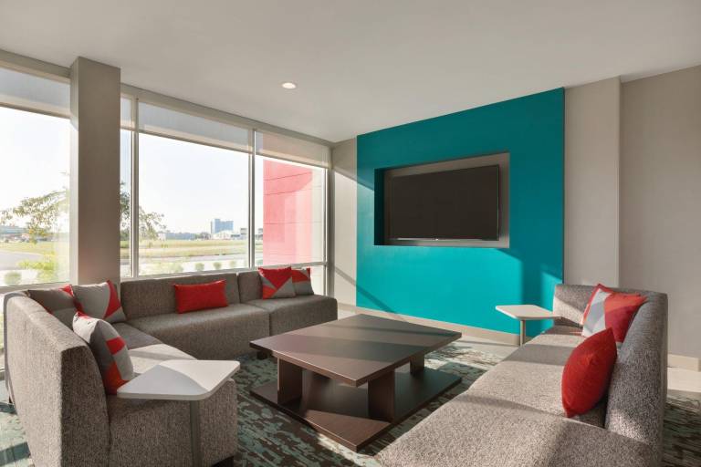 Avid Hotel Sioux City - Downtown by IHG — photo 2