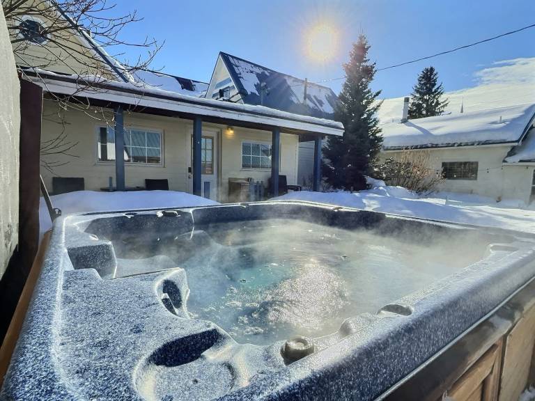 House Leadville