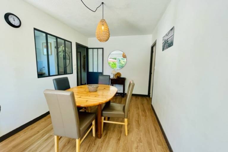 Spacious cocoon with pool in La Rochelle — photo 4