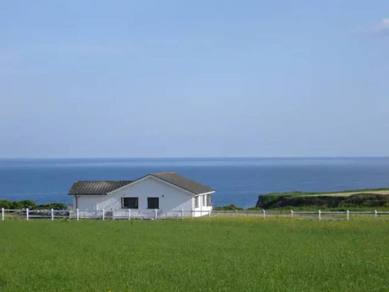 House Houseland