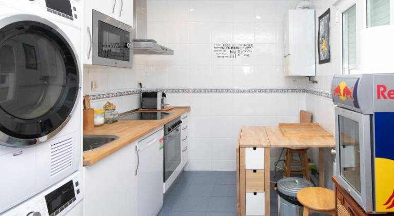 Fully equipped ample house with terrace | Good for workation | Pets are welcome — photo 5