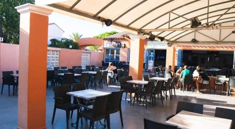 Mobil-home tout confort camping Mar Estang a Canet en roussillon — photo 5