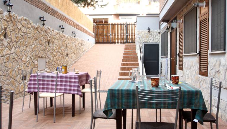 Apartment with 4 rooms for 17 persons — photo 3