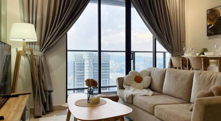 Apartment with jacuzzi, pool & garden | Pets allowed — photo 2