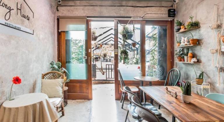 Nice vacation home with yard & patio | Near Khaosan Road | Dogs allowed — photo 4