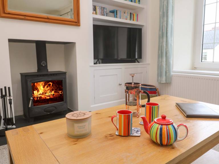 Cottage with grill & yard | Beach view — photo 4