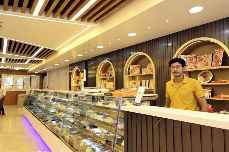 Hotel RGS Crystal