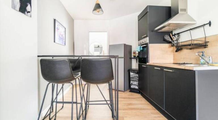 Holiday apartment with 2 rooms for 6 persons — photo 4