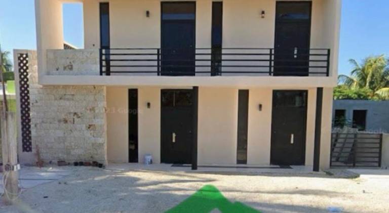 Holiday apartment with terrace, BBQ & private pool in Progreso