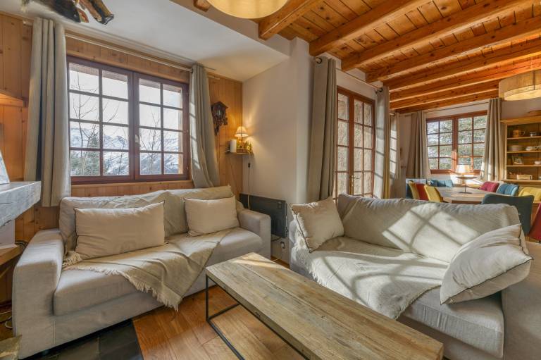 Fully equipped nice holiday apartment with fast internet, patio & yard | Garden view | Ski nearby | Dogs allowed — photo 3
