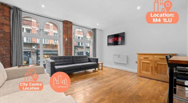 Apartment | Near Manchester Town Hall | Perfect for remote work | Pets are welcome in Manchester