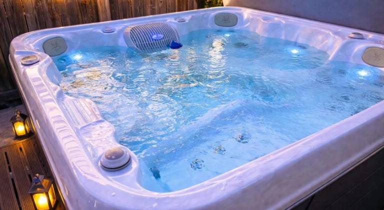 Private Ranch - Entire Home - 3 Bed Room - Hot Tub - King Bed - Fenced Yard - Pets & Kids Welcome - — photo 4