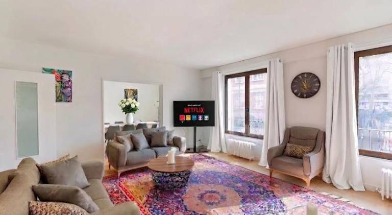 Apartment with 3 rooms for 8 persons in Paris