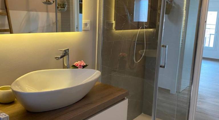Holiday apartment with 3 rooms for 7 persons — photo 2