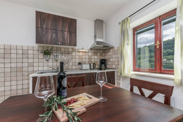 Vacation home with private pool, barbeque & garden | Garden view | Pets are welcome — photo 3