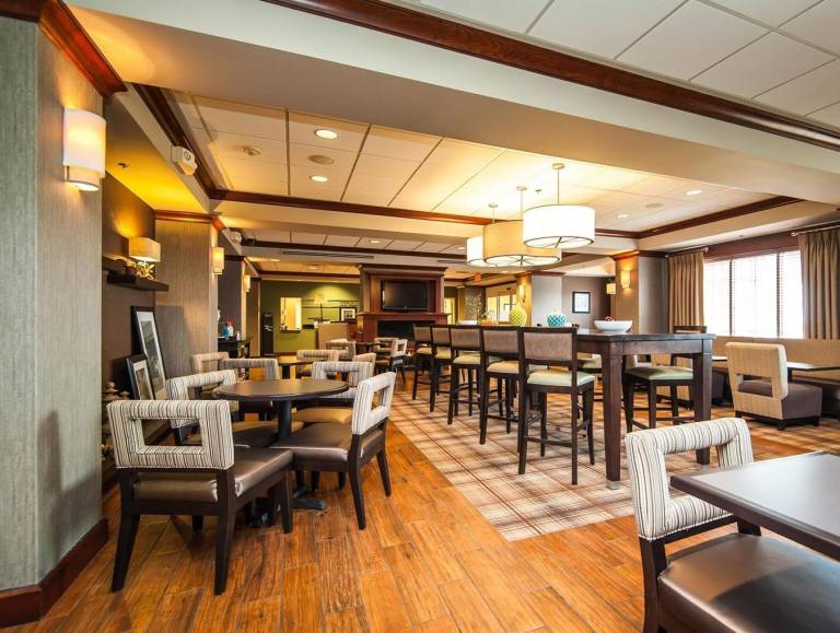 Hampton Inn South Kingstown-Newport Area — photo 3