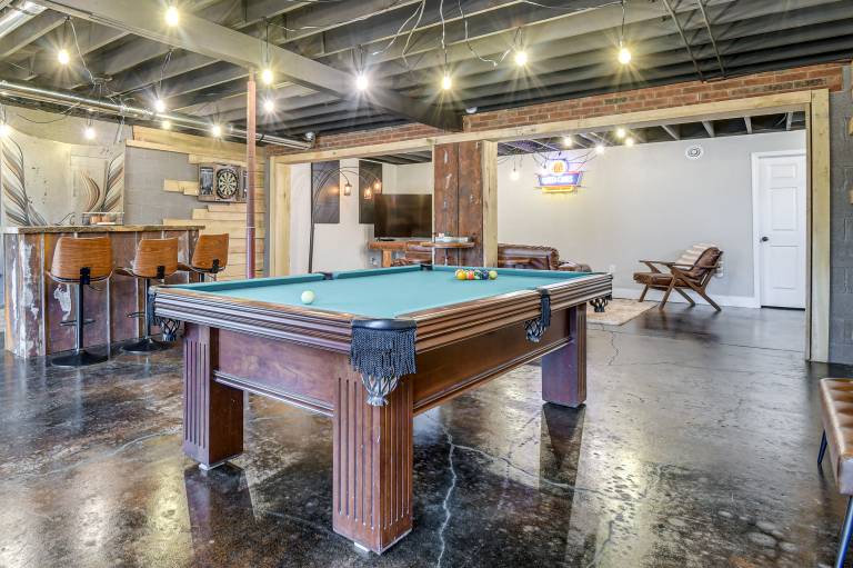 Country Setting w/ Modern Feel! Group Stay in Waco — photo 4