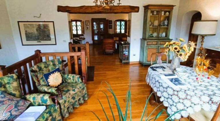 Villa with 5 rooms for 12 persons — photo 3