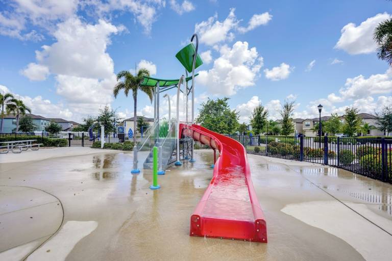 Apartment Greater Palm River Point CDC