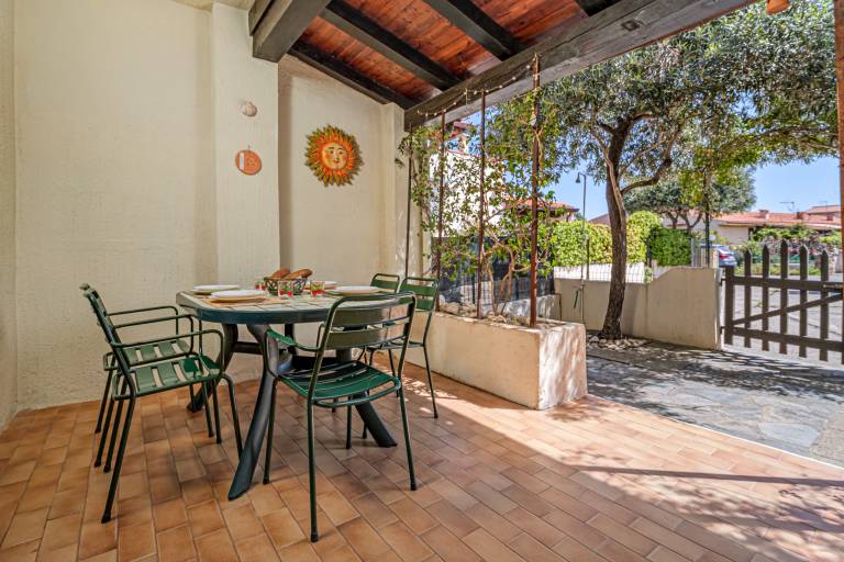 House with garden, BBQ & patio | Garden view in San Teodoro