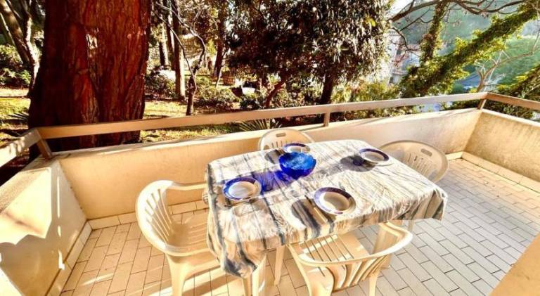 Apartment with 2 rooms for 6 persons in Numana