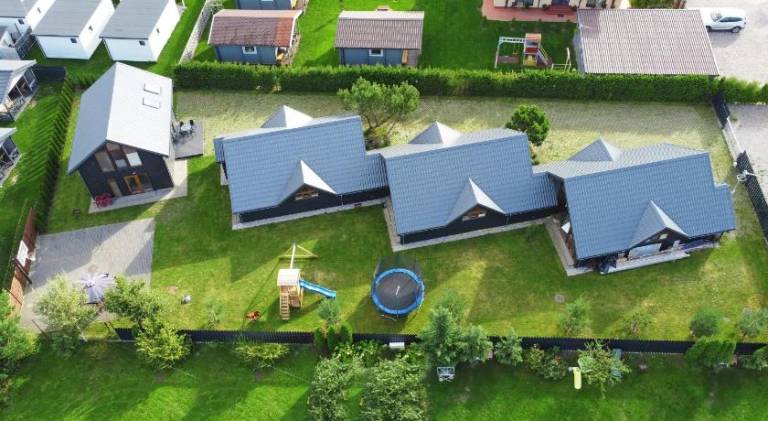 Villa with yard, barbecue & terrace in Klaipeda