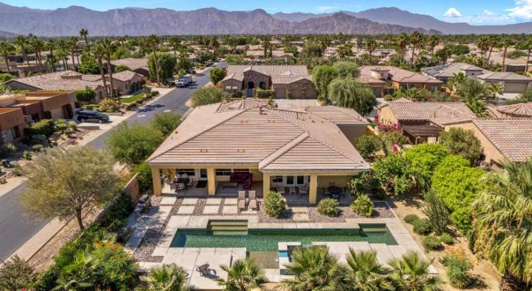 Wonderful vacation home with pool | Pet-friendly — photo 5