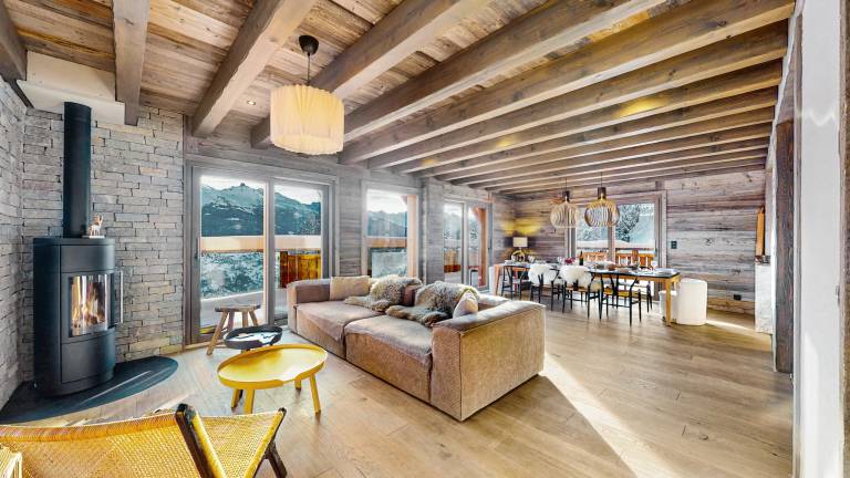 Chalet  Montana