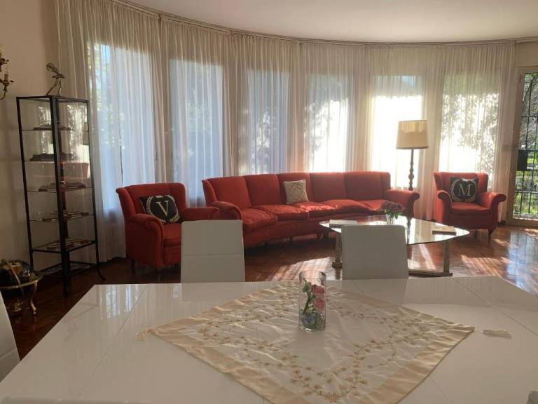 Dedicated room with patio & garden — photo 3