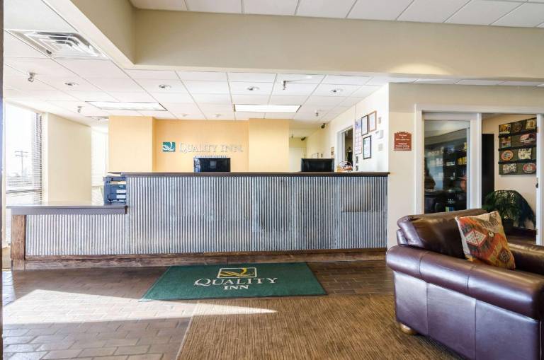 Quality Inn & Suites Ogallala — photo 4