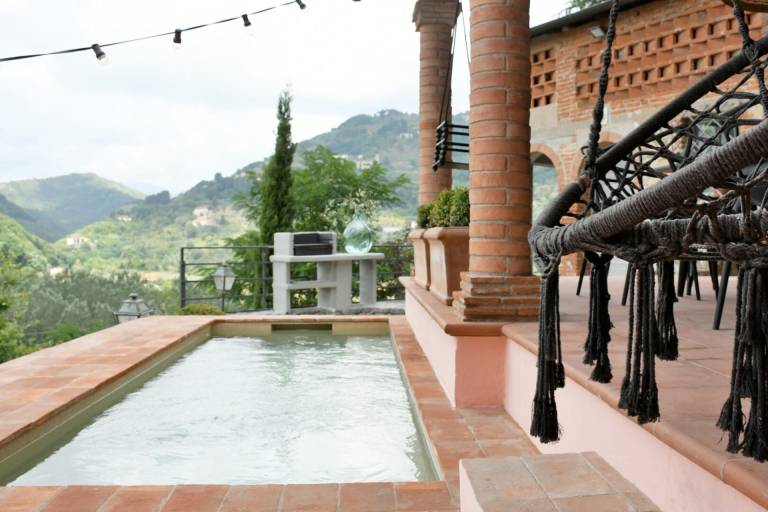 Child-friendly house with yard, private pool & grill | Near Lucca Cathedral | Pets allowed in Lucca