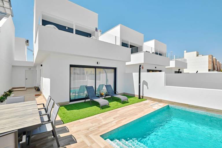 Villa Blanco – a cosy villa with private pool in Murcia