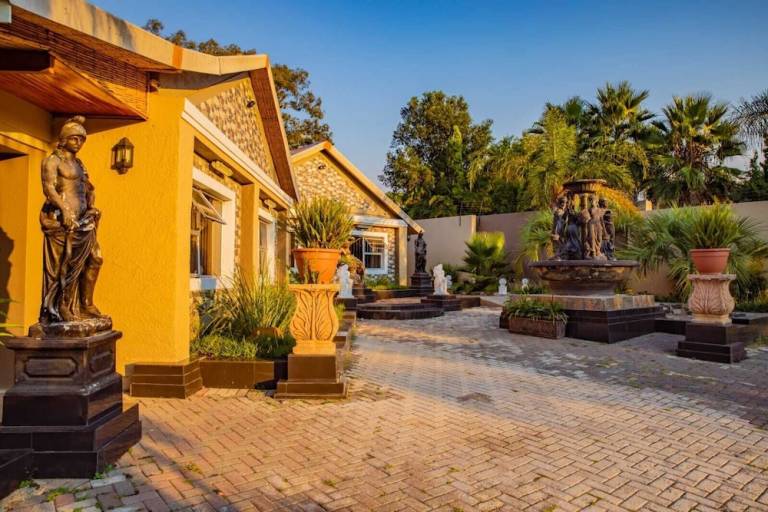 Accommodation  Olivedale